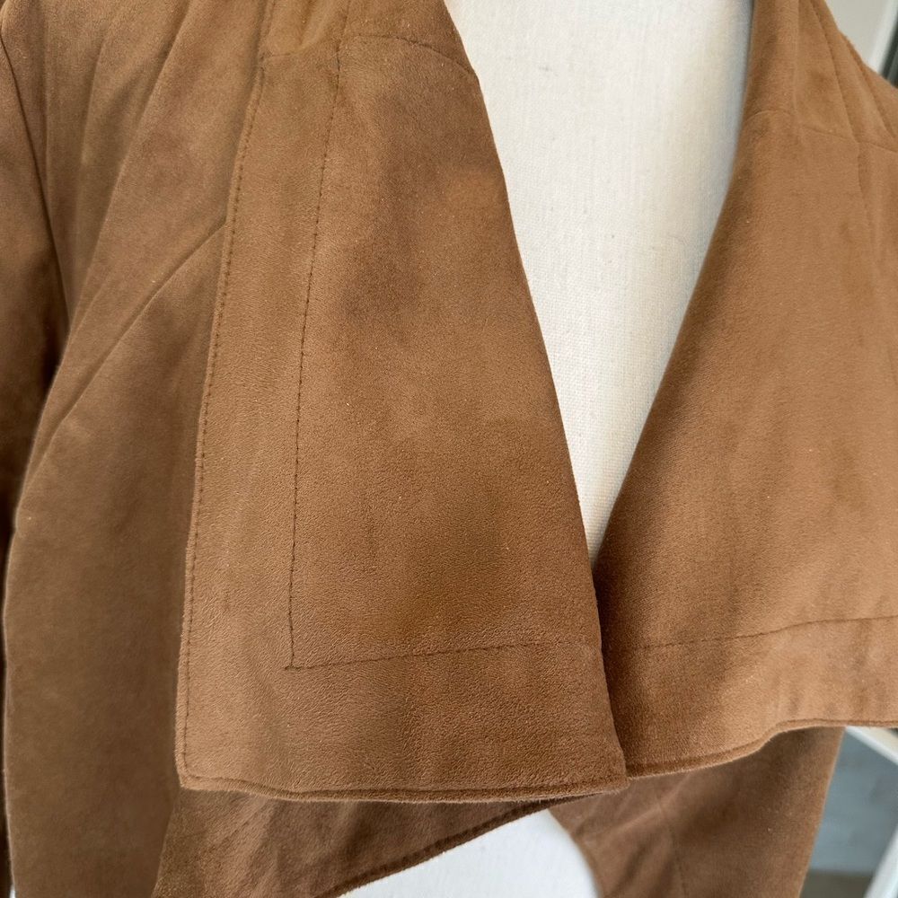 Accent Jacket - Picture 7 of 7
